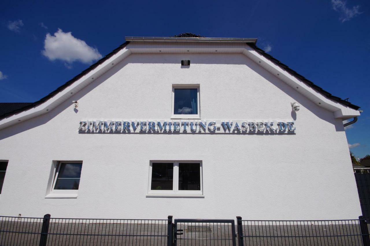 Pension / Zimmervermietung Wasbek Buitenkant foto